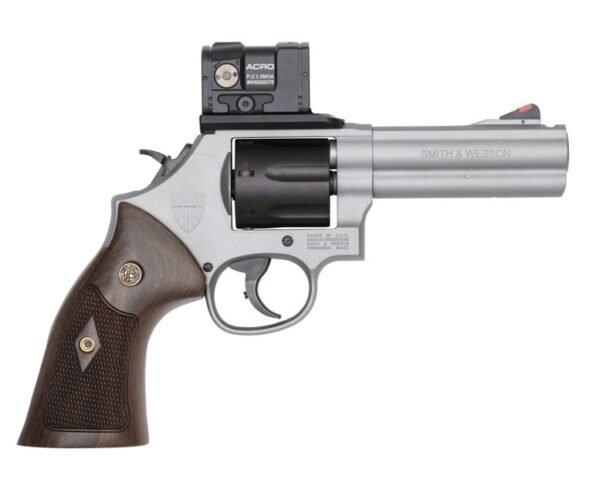 SMITH & WESSON 686 PLUS  357 MAG 4.12IN BARREL 7RD TITANIUM SPEC SERIES R BUNDLE 14635